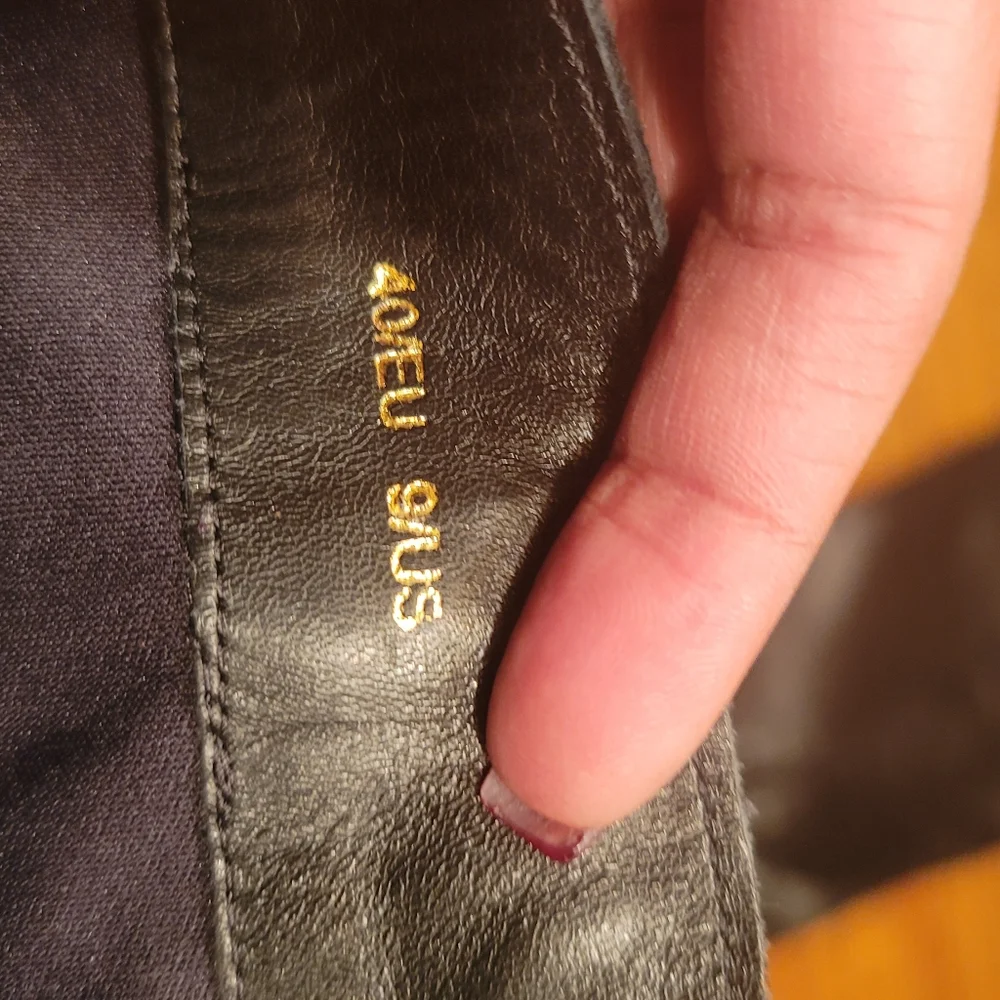 Mercanti Fiorentini gently used